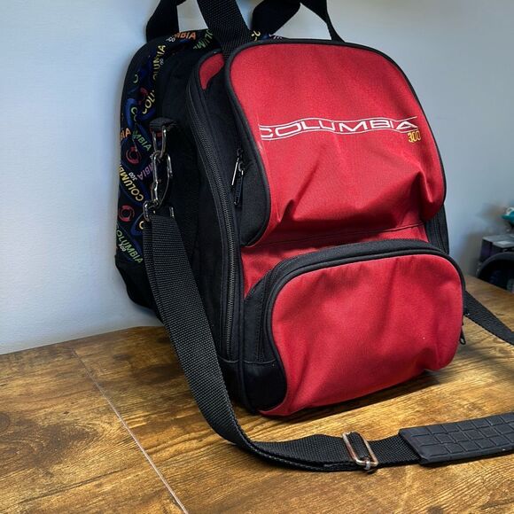 Columbia 300 Bowling Bag Single Ball Shoulder Strap Red Zip Compartments - Picture 1 of 9